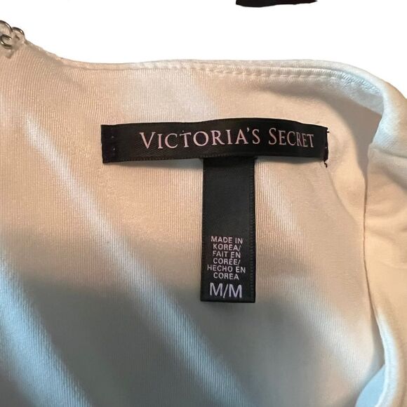 Victoria’s Secret short sleeve dress. Size medium - Picture 4 of 10
